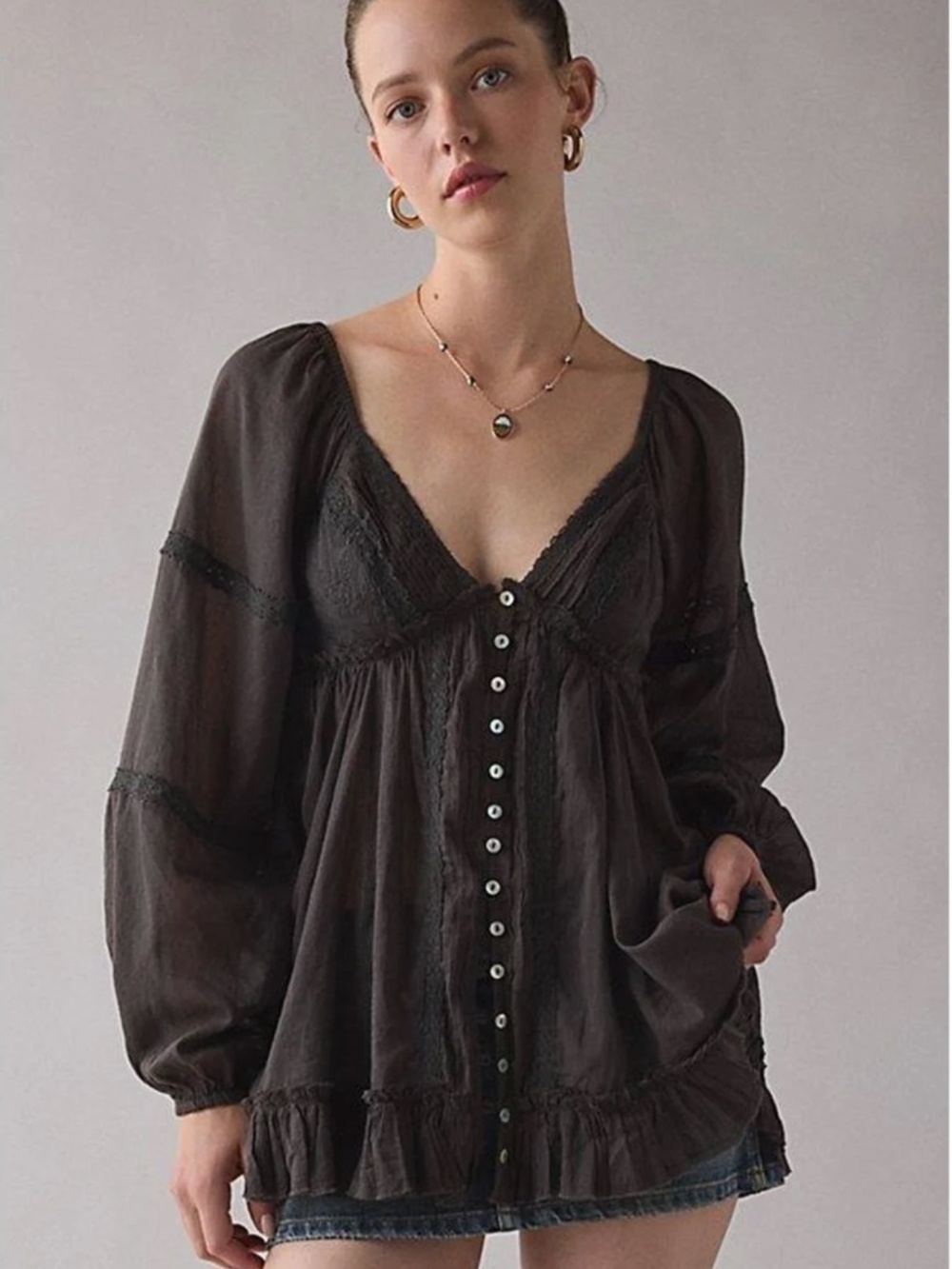 UO Kimchi Blue Delphine Lace Trim Long Sleeve Babydoll Tunic Top NWT